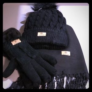 Black hat scarf and gloves